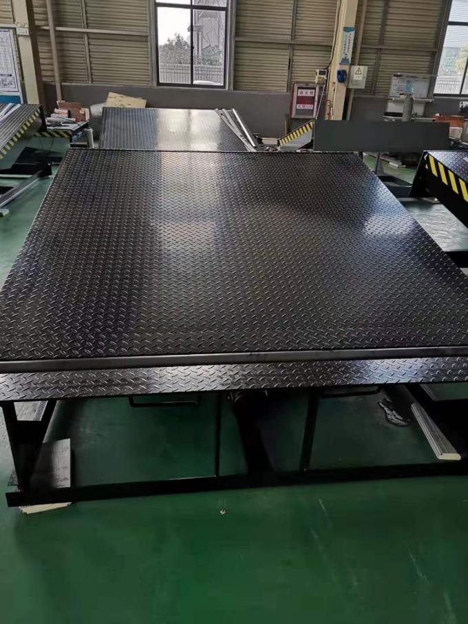 Stationary Loading Dock Leveler Electric Running Hold Down Function