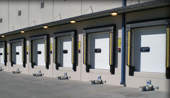 Extended Finished Loading Dock Shelters PVC Weatherproof For Warehouse And Logistics