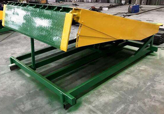 25000LBS Noiseless Steel Structure Hydraulic Loading Bay Dock Levellers Stationary Hydraulic Container Loading Unloading