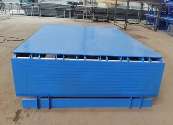 Heavy-Duty Warehouse Electric Mechanical Dock Door Levelers Workshop Automatic Dock Plate 25000-40000LBS Safe Design