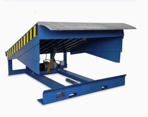 Customizable Commercial Electric / Hydraulic Loading Dock Leveler With Safety Bars
