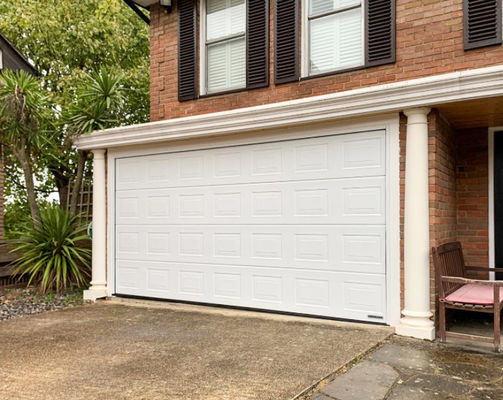Wind Resistant Powder Coated White Foam Filled Double Skin Sectional Overhead Door