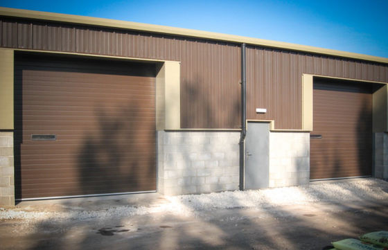 Commercial Overhead Doors Automatic Formed Steel Insulated Vertical Lifting Sliding Sectional Door In White
