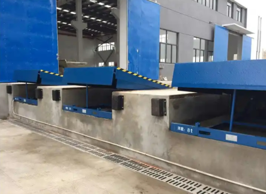 Handheld Remote Control Cheap Logistic Lift Table Fixed Hydraulic Container Dock Door Levelers Workshop Automatic Ramp Electric Leveler