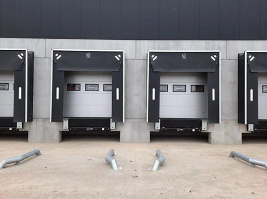 Excellent Weather Resistance Industrial Adjustable Inflatable Insulated Airtight Sealed Dock Shelter for Loading and Unloading Operations