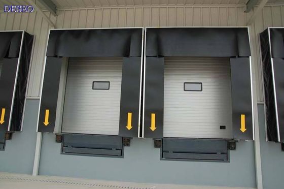 Energy Saving Loading Dock Seals And Shelters High Wear Resistance Anti Collision