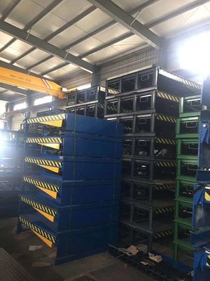 8000KG Stationary Hydraulic Integrated Loading Dock Leveler Anti Skid Checkered Plate