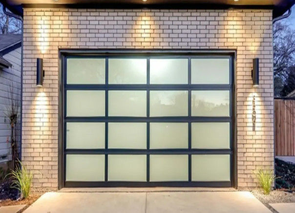 Customized Water Tightness Class 3 Transparent Glass Sectional Garage Door Modern Design Style