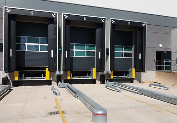 DESEO Energy-Saving Industrial Adjustable Inflatable Insulated Airtight Sealed Dock Shelter for Workshop Featuring duty Steel Structure
