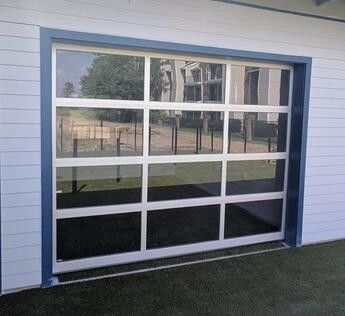Extruded Frame Aluminium Glass Garage Doors , Modern Glass Garage Doors