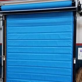 Remote Control High Speed Roll Up Freezer Doors 1.5m/s Industrial Cold Storage